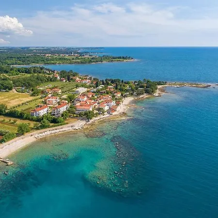 Charming Stone By The Sea * Umag