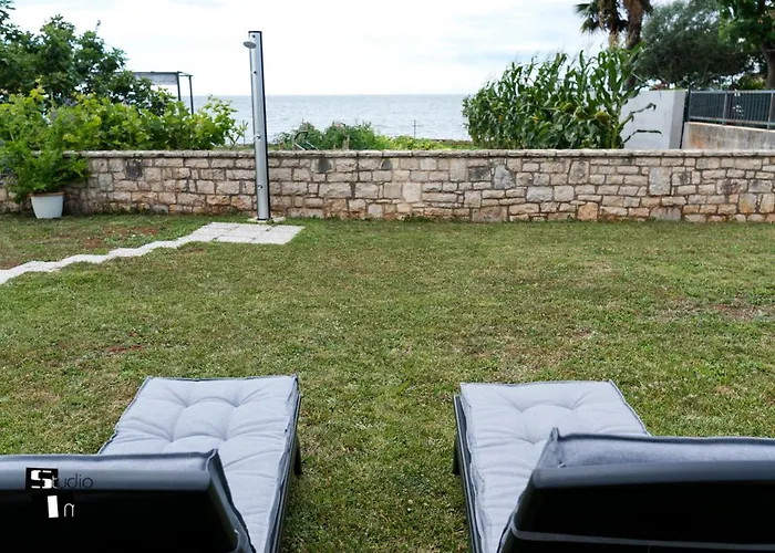 Сasa de vacaciones Charming Stone By The Sea