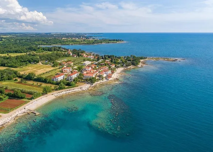 Charming Stone By The Sea * Umag
