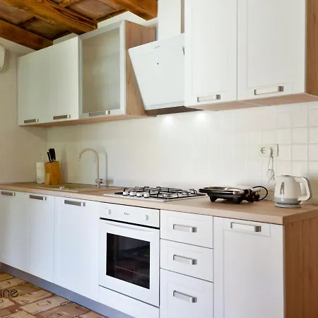 Charming Stone By The Sea Holiday home
