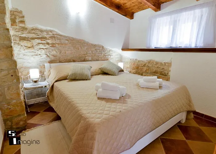 Charming Stone By The Sea Hébergement de vacances *